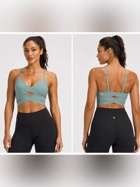 Lululemon V-Neck Crossover Underband Bra – Size 6 – New with Tags